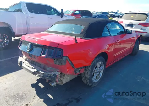 2014 Ford Mustang V6 из США, поврежденный, VIN 1ZVBP8EM3E5311377
